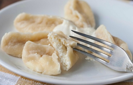 Teigrezepte für Knödel (mit Kartoffeln, Hüttenkäse und anderen) in Kefir 05