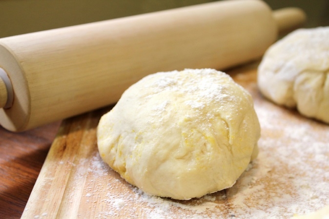 Wiener Teig. Teigvorbereitungsrezepte für Kuchen, Scheiben und Brotmacher 01