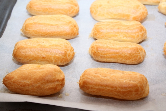 So erstellen Sie einen Vanillepudding-Teig für Eclairs: Schritt-für-Schritt-Rezept 05