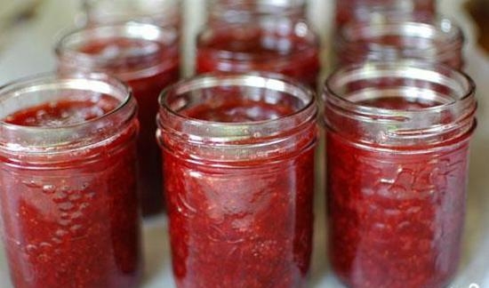 Erdbeermarmelade: Rezept. Wie man Erdbeermarmelade in einem langsamen Kocher kocht? 06