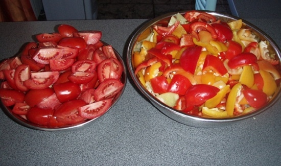 Legola aus bulgarischen Pfeffer und Tomaten: Rezepte für Winterrohlings 02