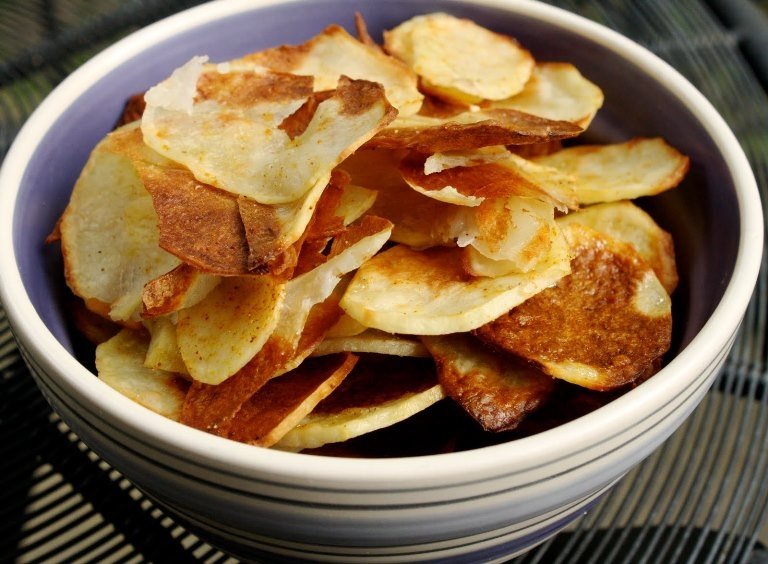 Chips zu Hause: Wie man kocht? Rezepte süße und gesalzene Chips 03