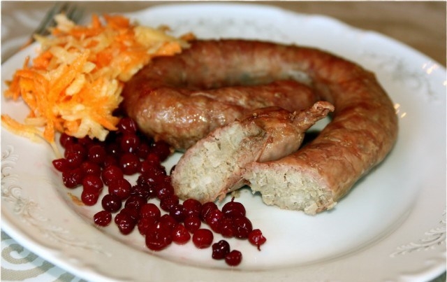 Rezepte von zu Hause Würstchen. Wie man Wurst zu Hause kocht? 04