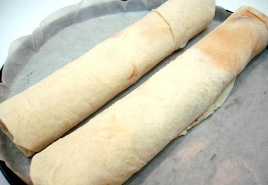 Lavash Roule: Rezepte, die von erfahrenen kulinarischen kulinarischen kulinarischen Kulinarien gefüllt sind 19