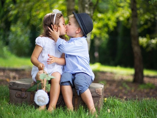 Wie man dem Kind erklärt, in dem Kinder kommen: Psychologist Tipps 03