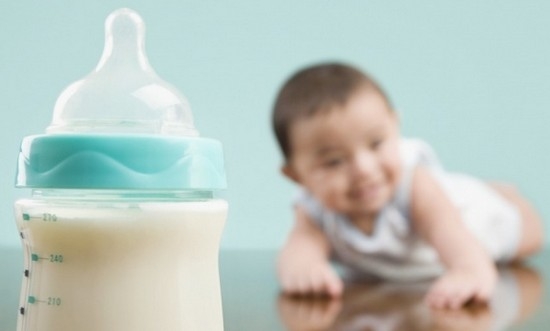 Wie man Milch mit den Händen richtig mahlt: Empfehlungen von Spezialisten 03