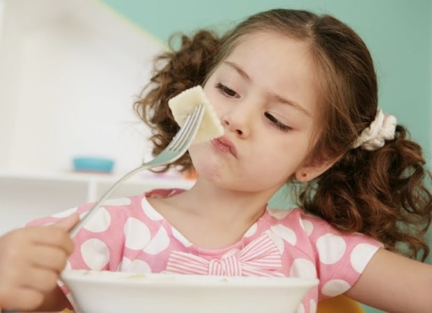 Das Kind frisst schlecht: Was zu tun?? Ursachen für das Fehlen von Appetit und Wegen, um das Problem zu lösen 01