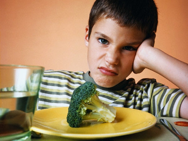 Das Kind frisst schlecht: Was zu tun?? Ursachen für das Fehlen von Appetit und Wegen, um das Problem zu lösen 03