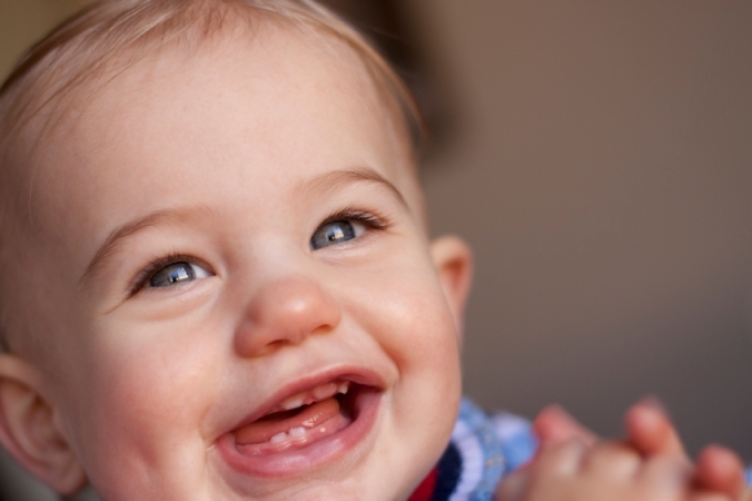 Wie viele Milchzähne sollten bei Kindern sein?? Ist es notwendig für die Behandlung von Milchzahn? 02