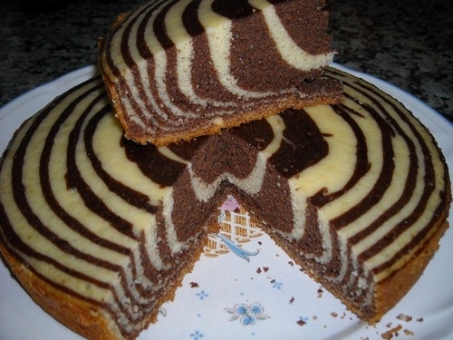 Zebra-Kuchen in einem langsamen Herd 02