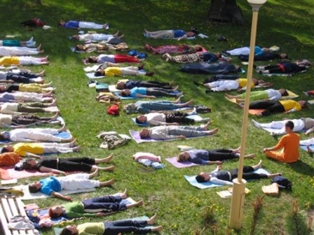 Entspannen lernen. Shavasana 02