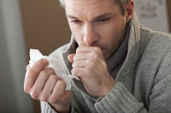 Anzeichen von Bronchitis bei Erwachsenen: Symptome akuter und chronischer Form der Krankheit 01