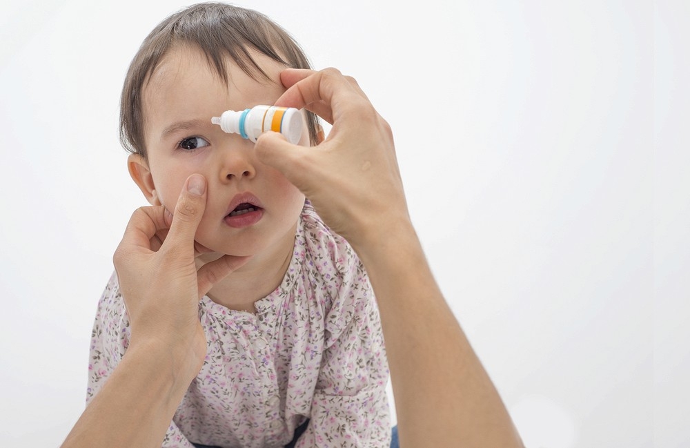 Auge fällt von Entzündungen für Kinder und Erwachsene. Levometerethetin, Besuch und andere - welche Tropfen sind die besten? 03