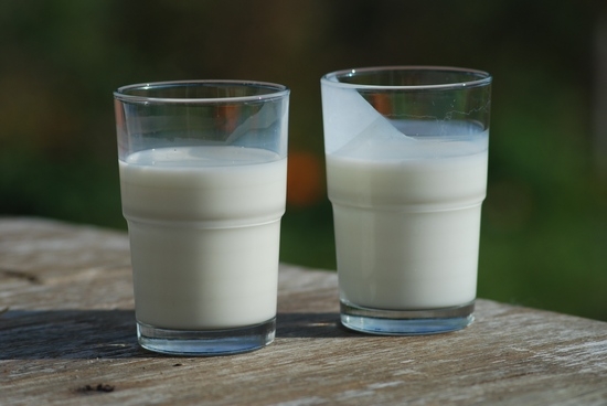 Milch mit Husten Feigen: Kochen Rezept und nützliche Getränkeeigenschaften 02