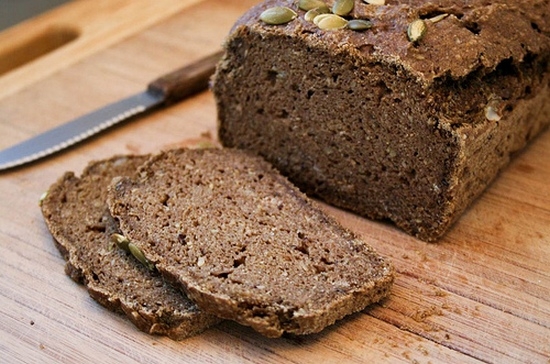 Break-Free Brot: Nutzen und Schaden, Kalorien, hausgemachte Rezepte 01