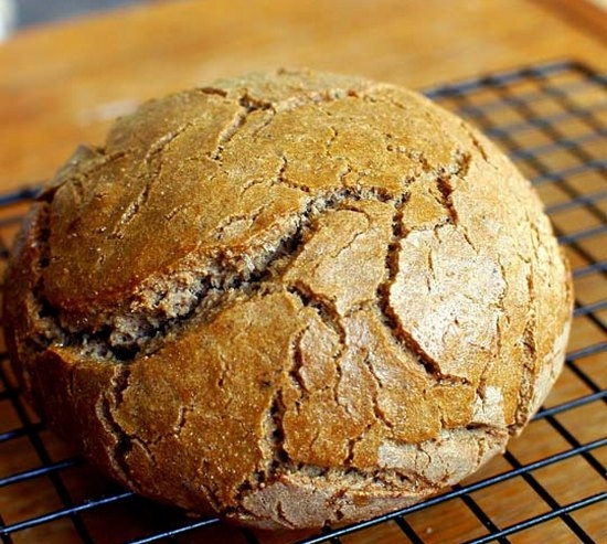 Break-Free Brot: Nutzen und Schaden, Kalorien, hausgemachte Rezepte 02