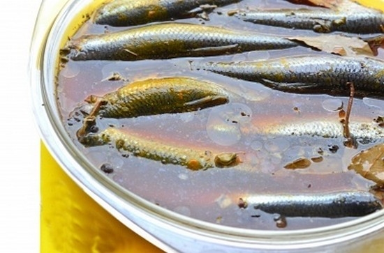 Welche Fische machen Sprotten in industrieller und häuslicher Umgebung? 05