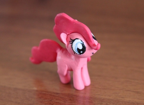 Ponytay-Pony aus Plastilin: einfache Regeln und Tipps 01