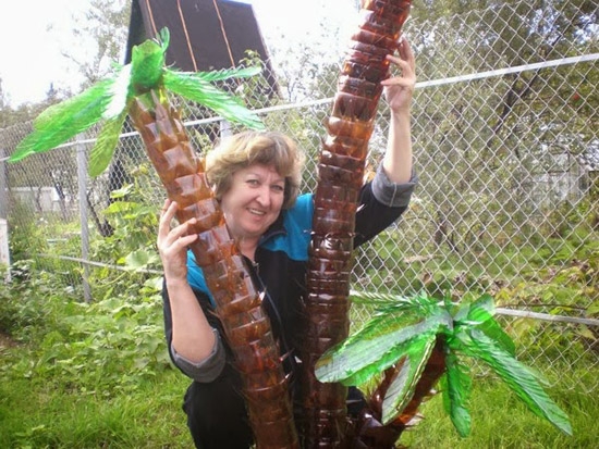 So machen Sie Palme mit Plastikflaschen mit eigenen Händen: Master-Klasse, Schritt-für-Schritt-Anweisungen mit Fotos 06