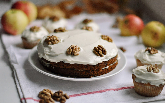 Rezepte der köstlichen Sahne für Schokoladenkeks, Kuchen 01