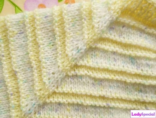 Wie man Raglan-Softs vom Hals stricken? Stricken von oben geregelt 06