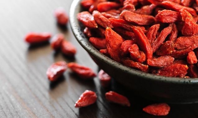 Goji-Beeren: Anwendung und nützliche Eigenschaften. Komposition und Kalorien 01