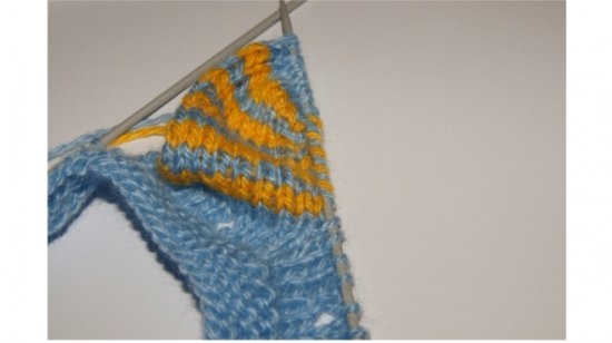 Booties auf zwei Stricknadeln für Neugeborene: Meisterklasse für Anfänger 16