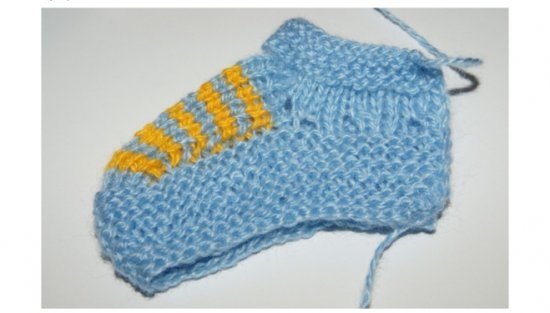 Booties auf zwei Stricknadeln für Neugeborene: Meisterklasse für Anfänger 18