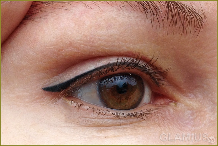 Dauerhaftes Make-up-Auge 01