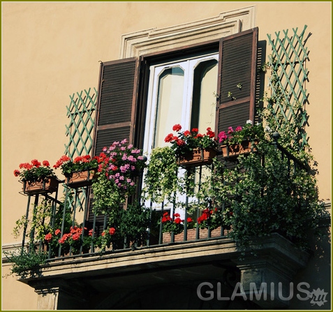 So stellen Sie einen Balkon-Farben aus 16