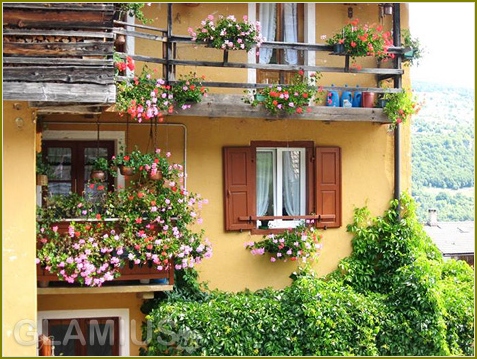 So stellen Sie einen Balkon-Farben aus 22