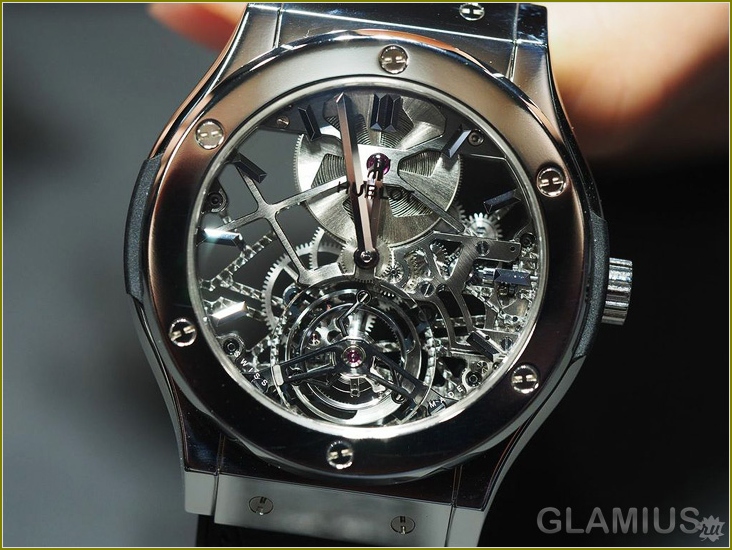 Armbanduhr Hublot 08