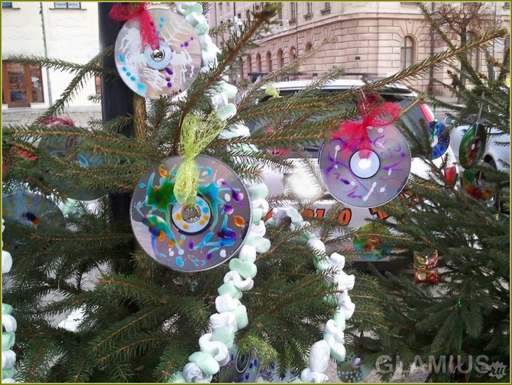 So dekorieren Sie den Weihnachtsbaum für das neue Jahr 2016 14